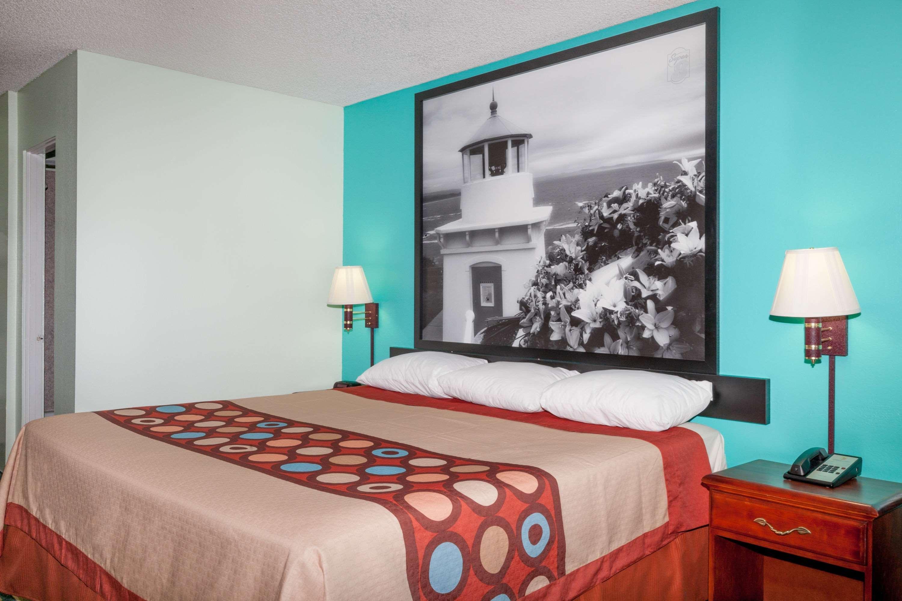 Hotel Super 8 By Wyndham Yreka Esterno foto